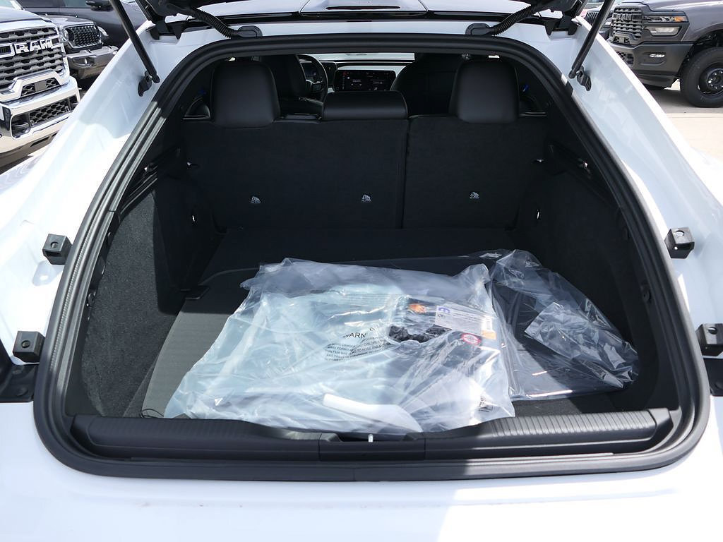 New 2026 Dodge Charger Scat Pack w/ Blacktop Package AWD/4WD image 19