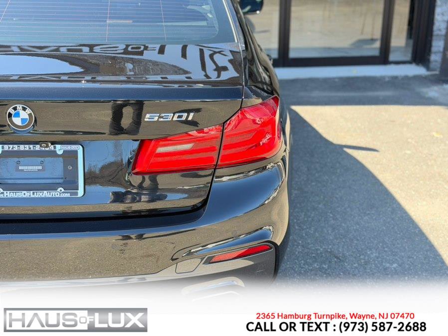 Used 2018 BMW 530i xDrive w/ M Sport Package AWD/4WD image 22