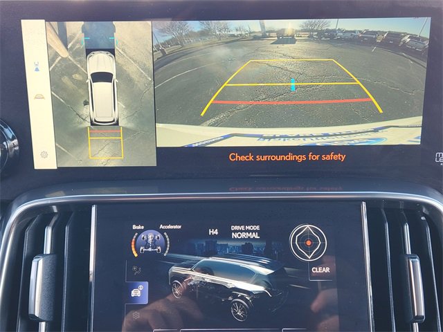 Used 2023 Lexus LX 600 4WD w/ Appearance Package image 19