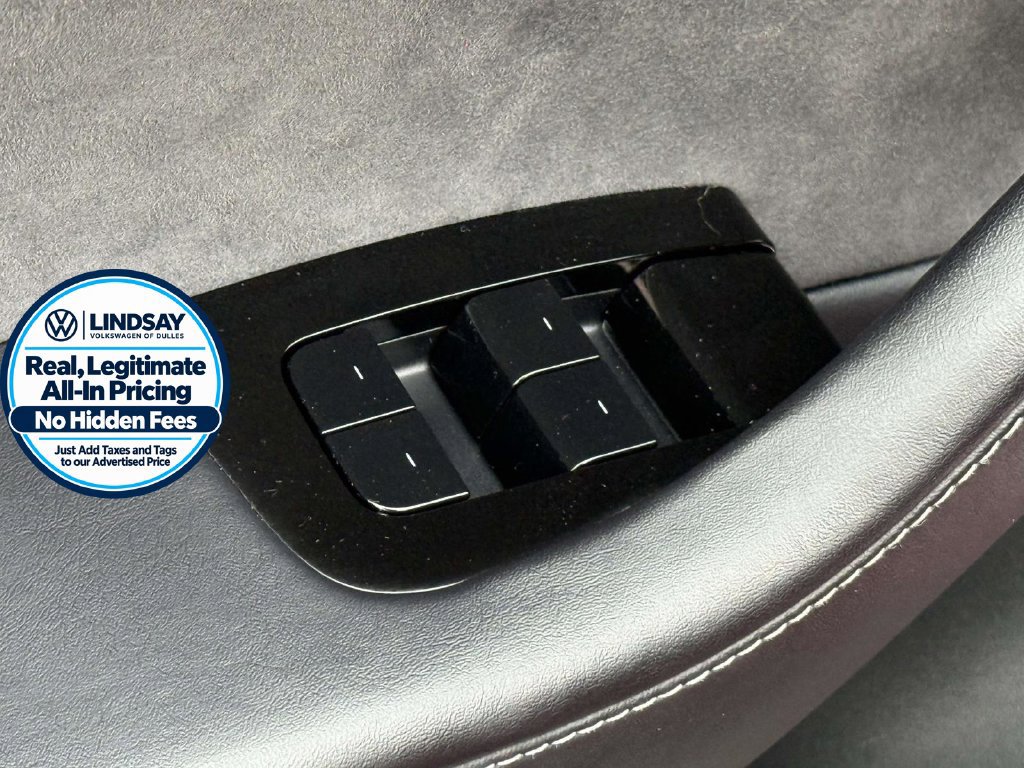 Used 2018 Tesla Model 3 Long Range RWD image 9