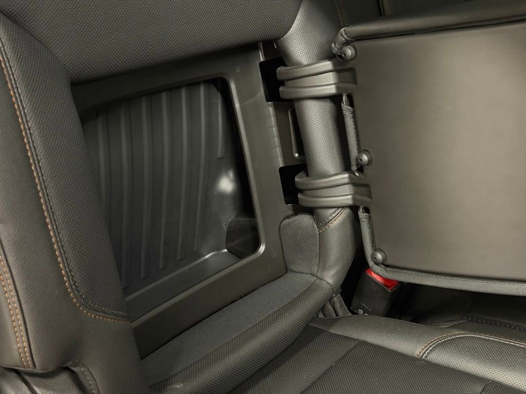 Certified 2023 GMC Sierra 1500 AT4 image 37