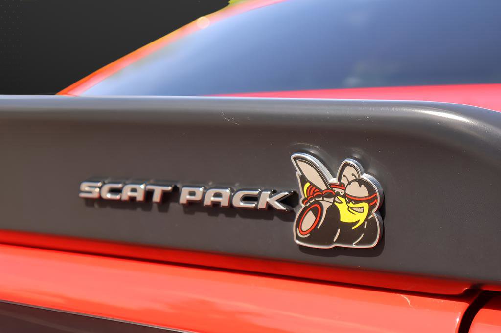 Used 2022 Dodge Challenger R/T Scat Pack RWD image 9