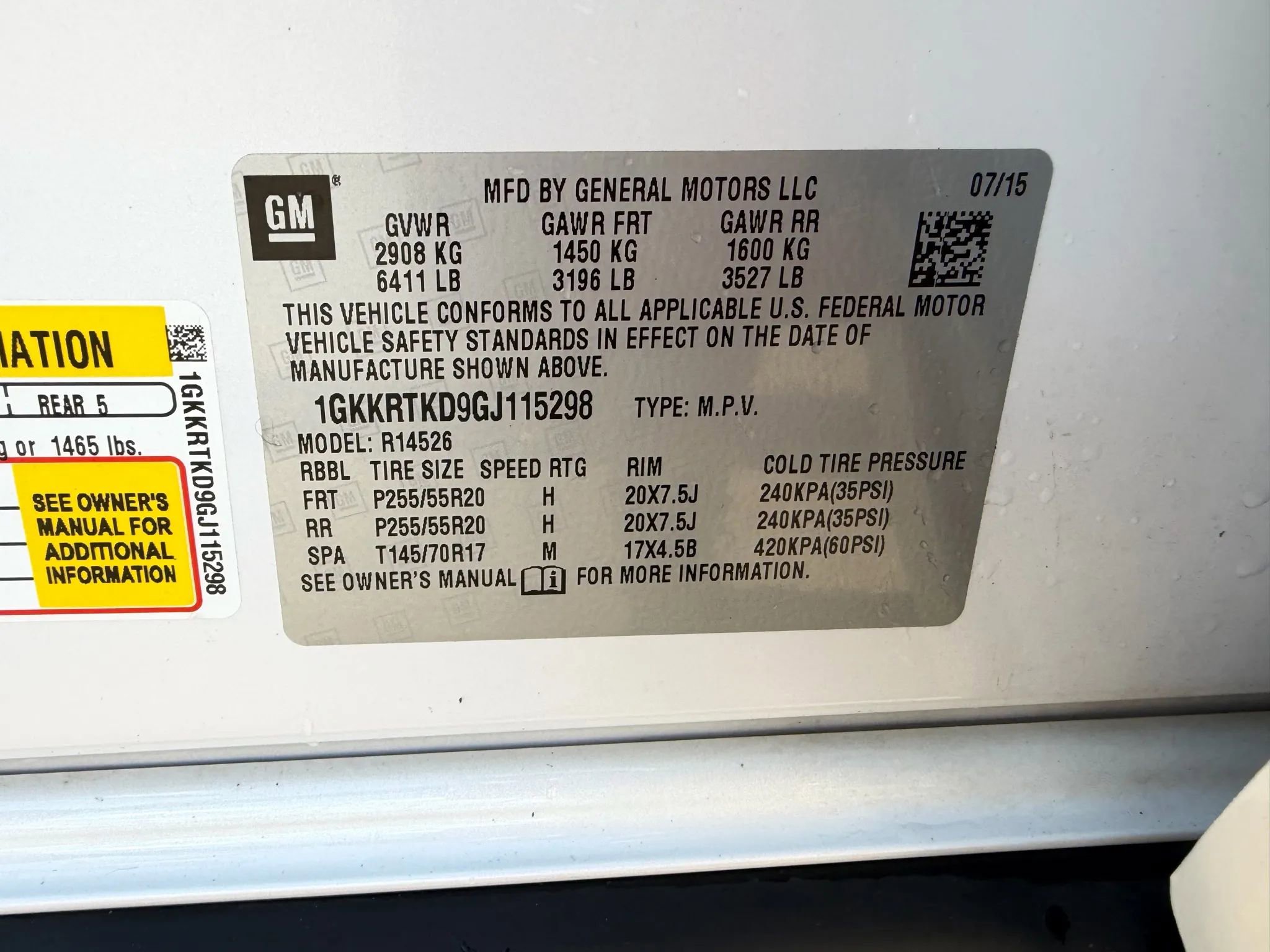 Used 2016 GMC Acadia Denali image 32