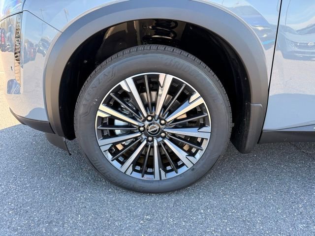 New 2026 Nissan Pathfinder Platinum w/ Cargo Package image 9