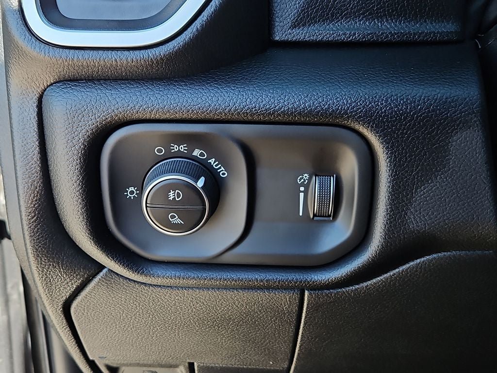 New 2027 RAM 3500 Lone Star AWD/4WD image 25