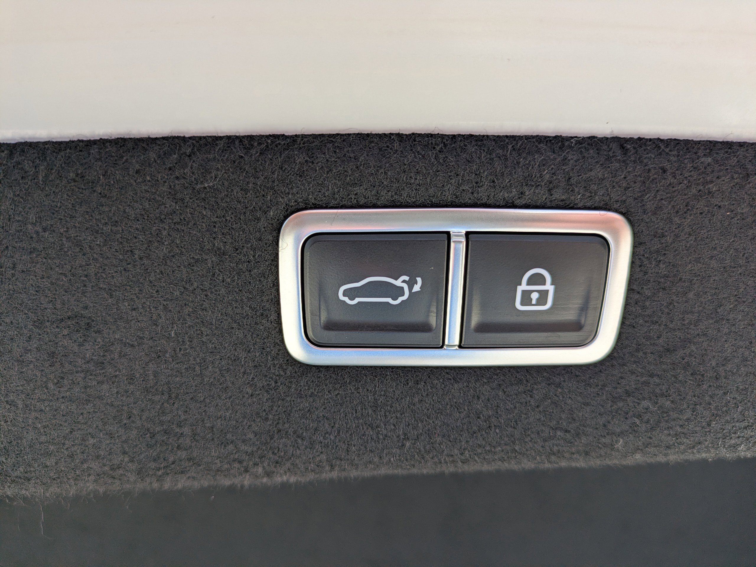 Certified 2023 Genesis G70 3.3T w/ Sport Prestige Package RWD image 12