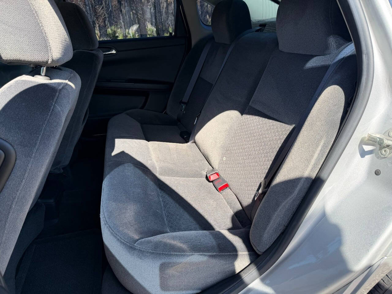 Used 2014 Chevrolet Impala Limited LS FWD image 16