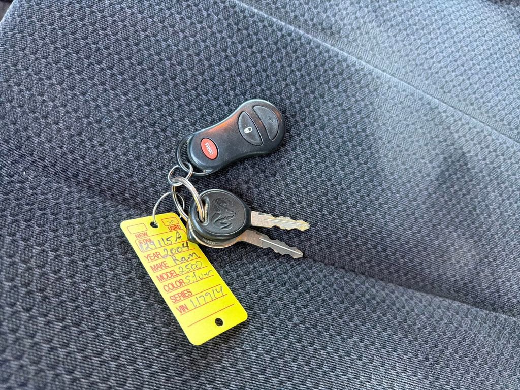 Used 2004 Dodge Ram 2500 Truck SLT image 29