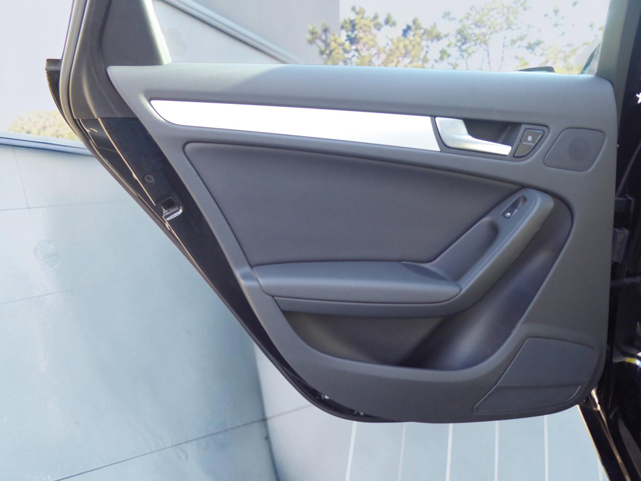 Used 2011 Audi A4 2.0T Premium image 22