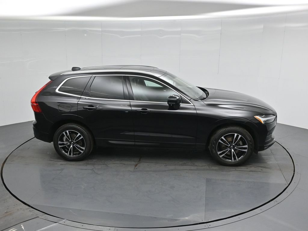 Used 2021 Volvo XC60 T5 Momentum w/ Premium Package image 54
