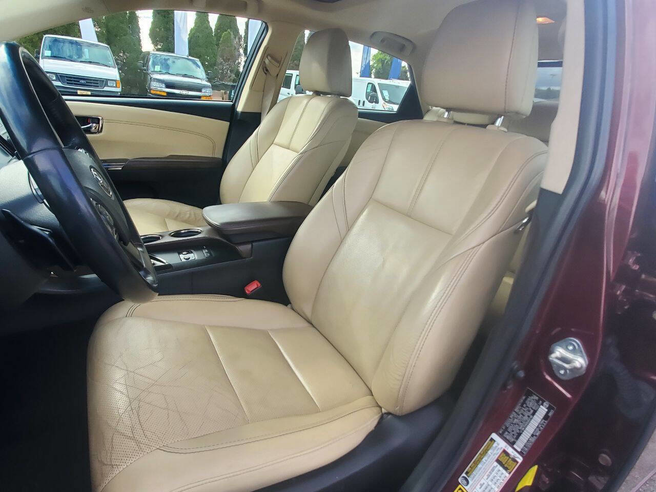 Used 2013 Toyota Avalon Limited image 11