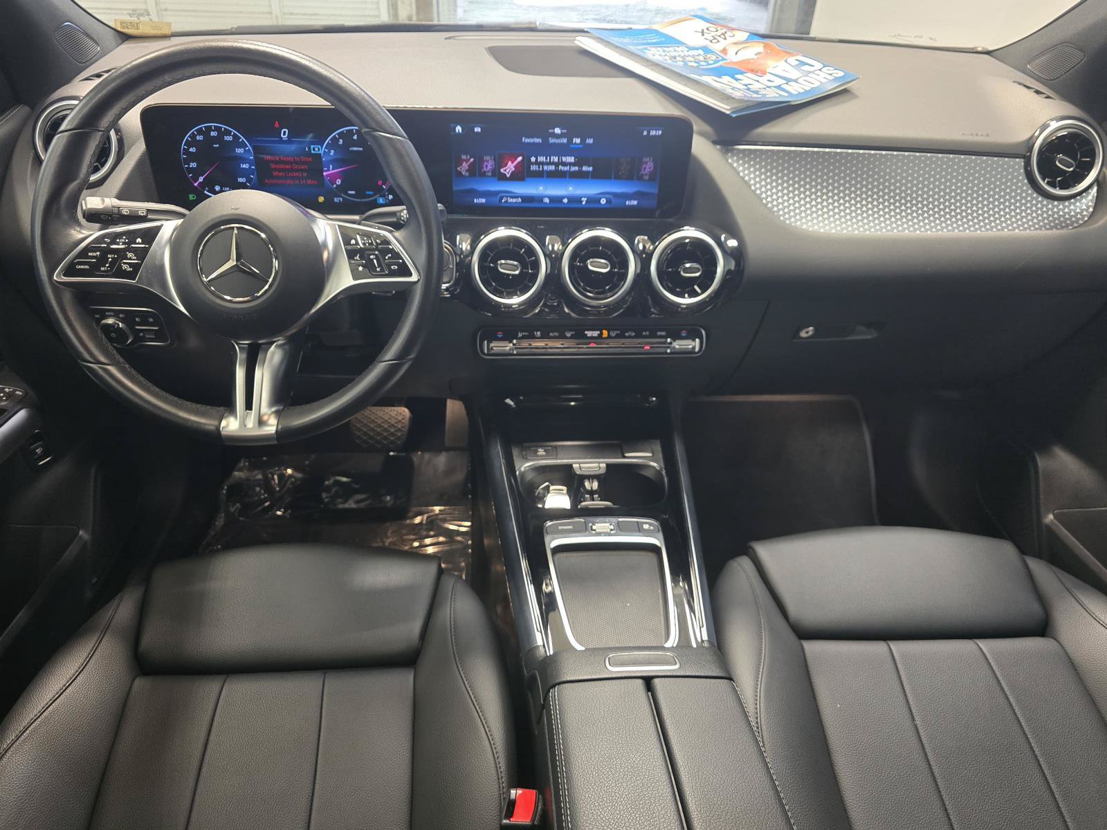 Used 2025 Mercedes-Benz GLA 250 image 9
