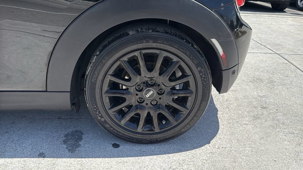 Used 2019 MINI Cooper 2-Door Hardtop FWD image 18