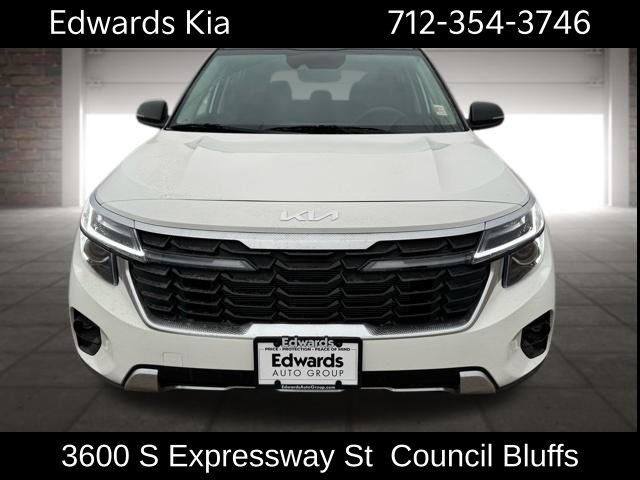 New 2026 Kia Seltos S image 3