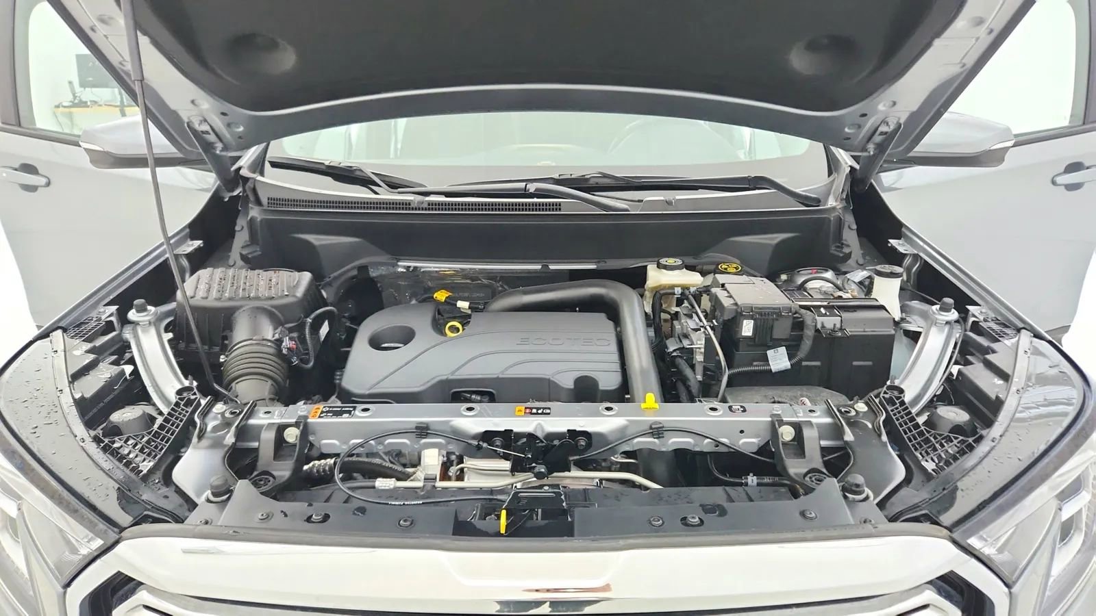 Used 2023 GMC Terrain SLT image 20