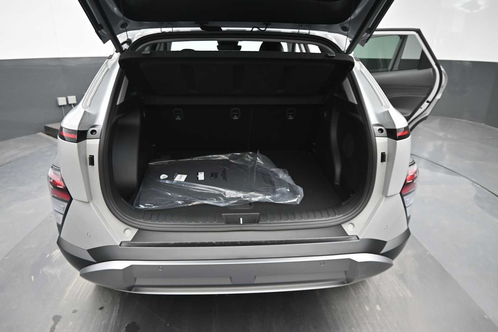 New 2026 Hyundai Kona Limited AWD/4WD image 13