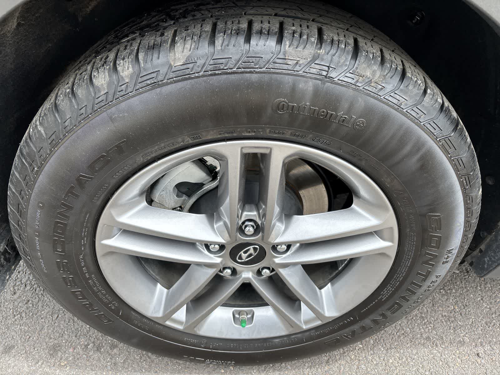 Used 2017 Hyundai Santa Fe Sport AWD/4WD image 4