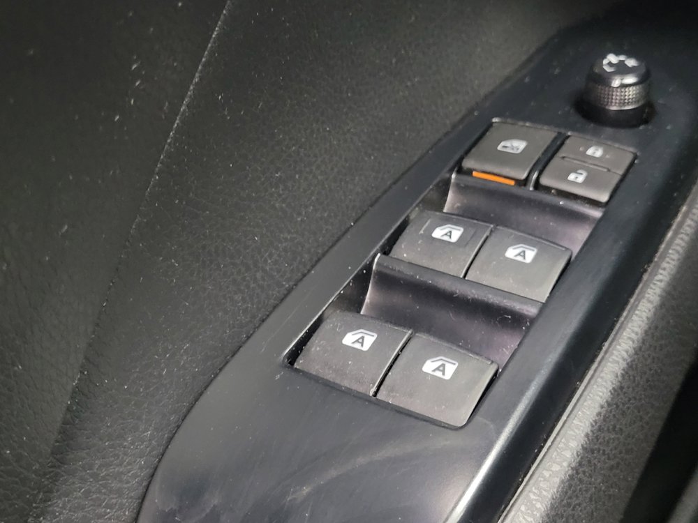 Used 2019 Toyota Camry SE FWD image 27