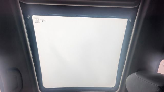 Used 2017 Subaru Forester 2.5i Touring image 43