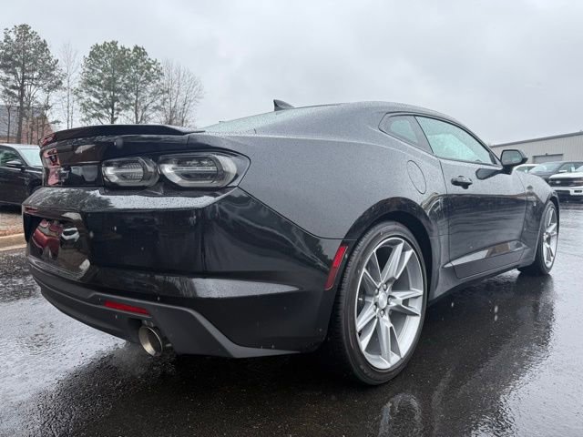 Used 2022 Chevrolet Camaro LT w/ RS Package image 5