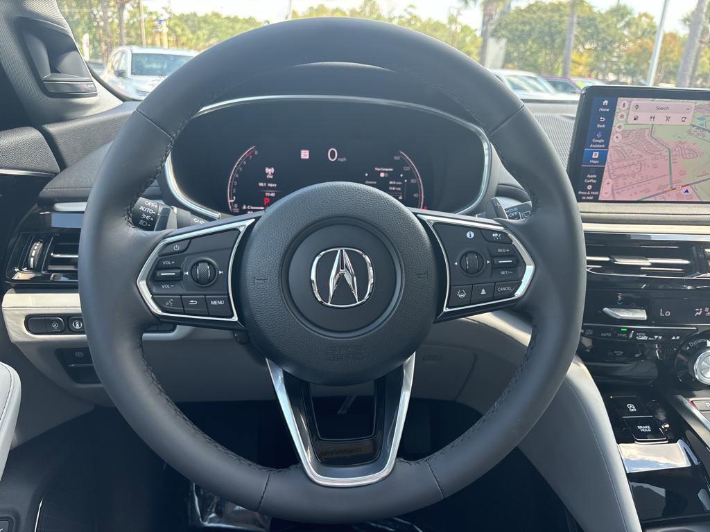 Certified 2025 Acura MDX FWD w/ Technology Package image 12