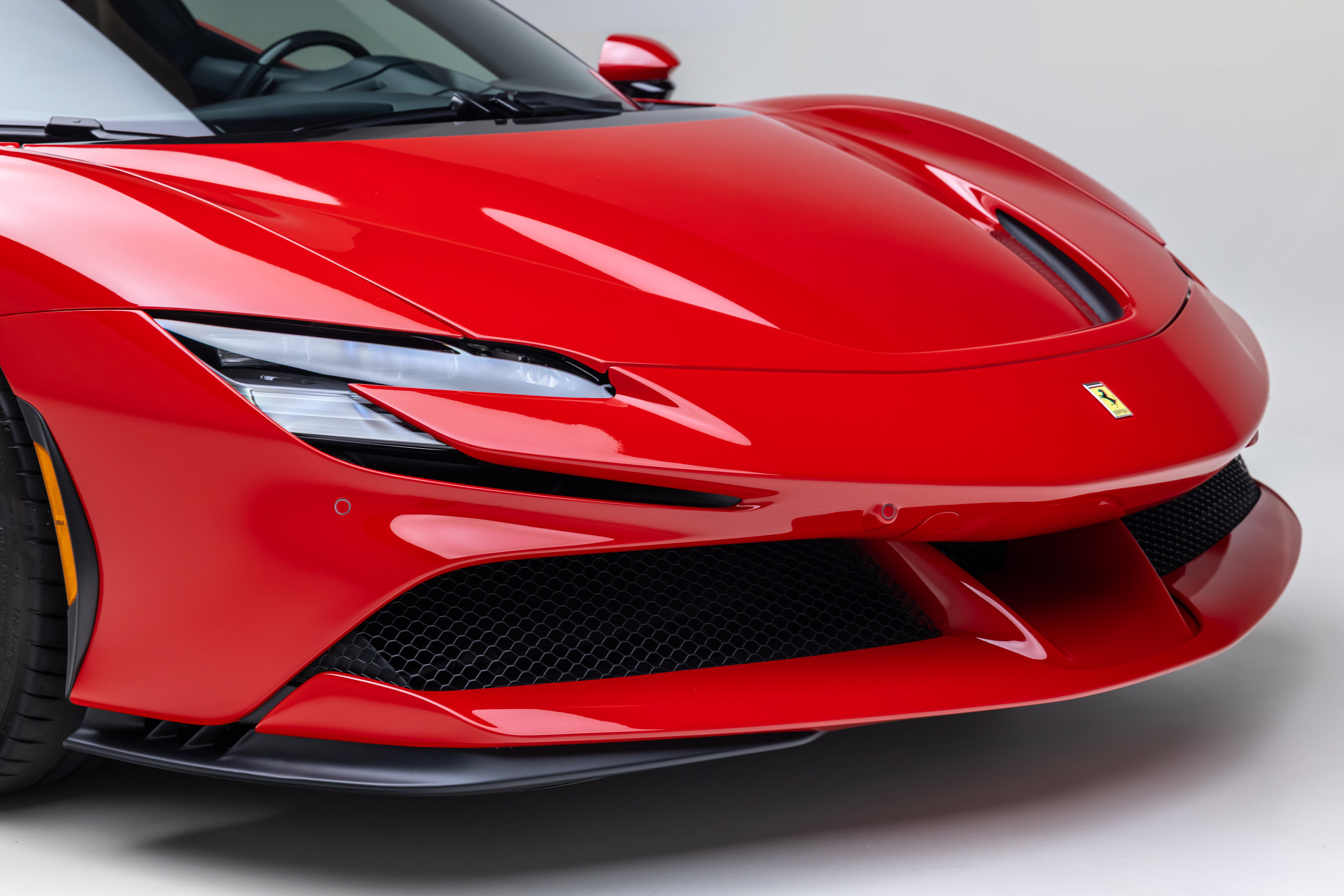 Certified 2025 Ferrari SF90 Spider AWD/4WD image 27