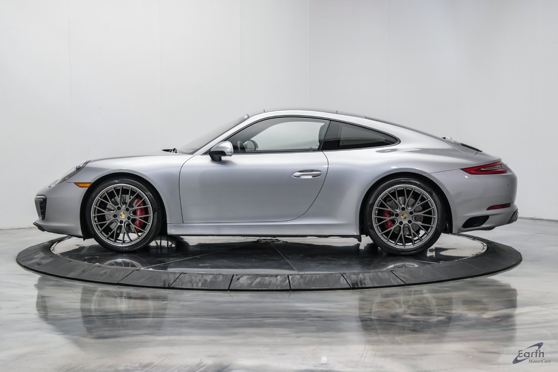 Used 2017 Porsche 911 Carrera S RWD image 6