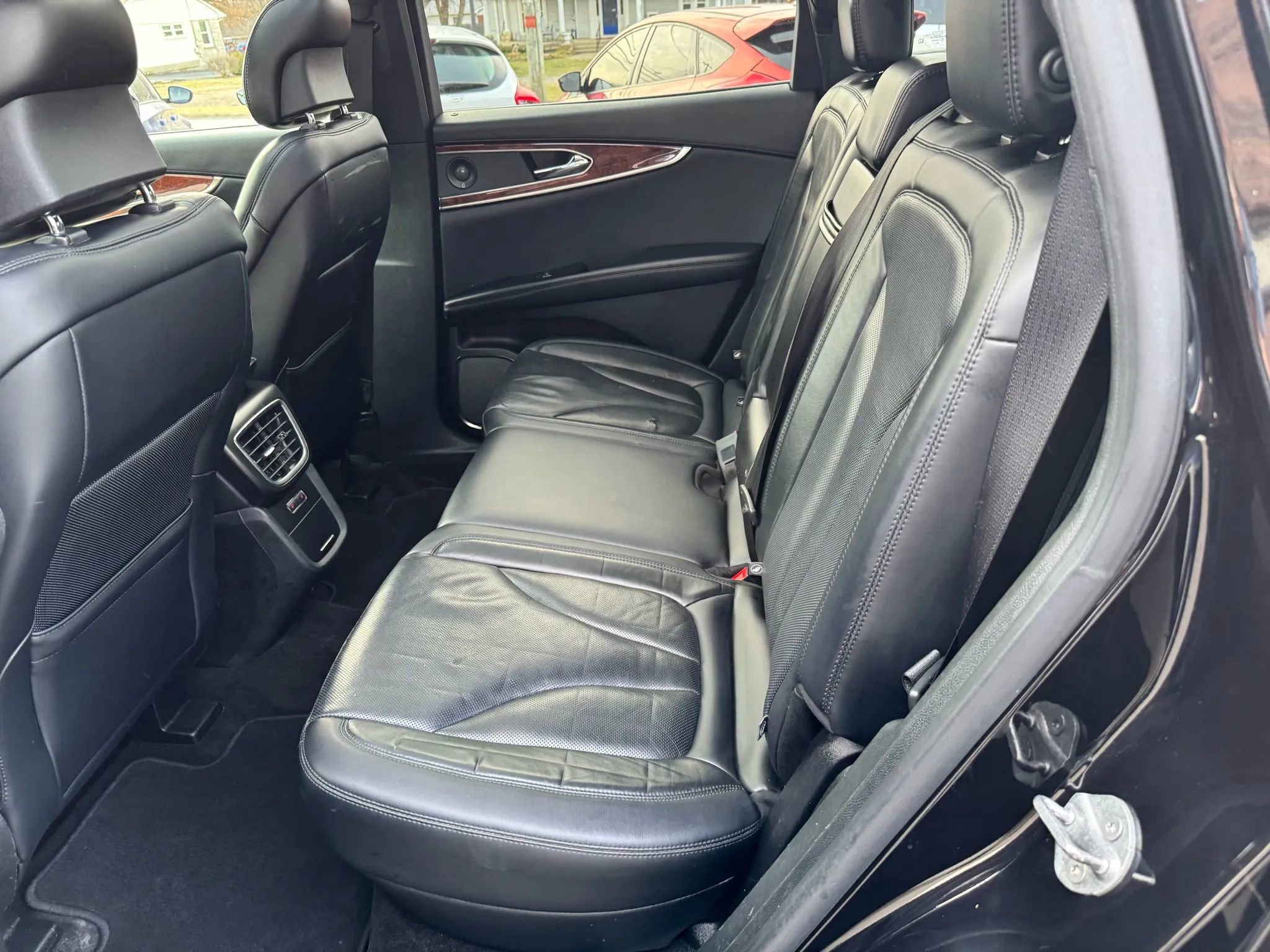 Used 2019 Lincoln Nautilus Reserve image 27