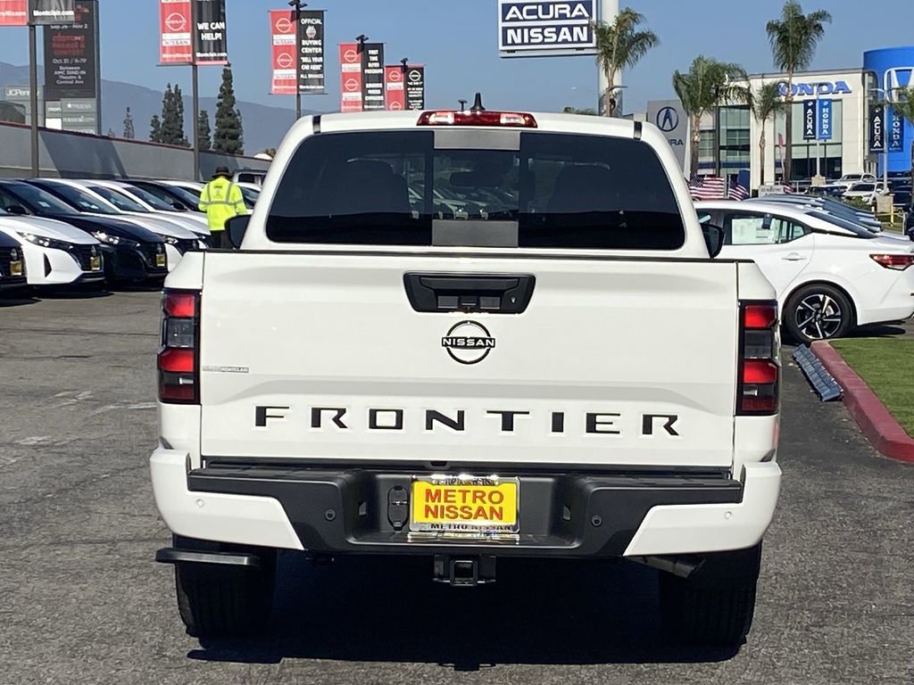 New 2026 Nissan Frontier SV w/ Tow Package image 3