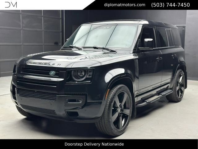 Used 2025 Land Rover Defender 110 V8 AWD/4WD image 1