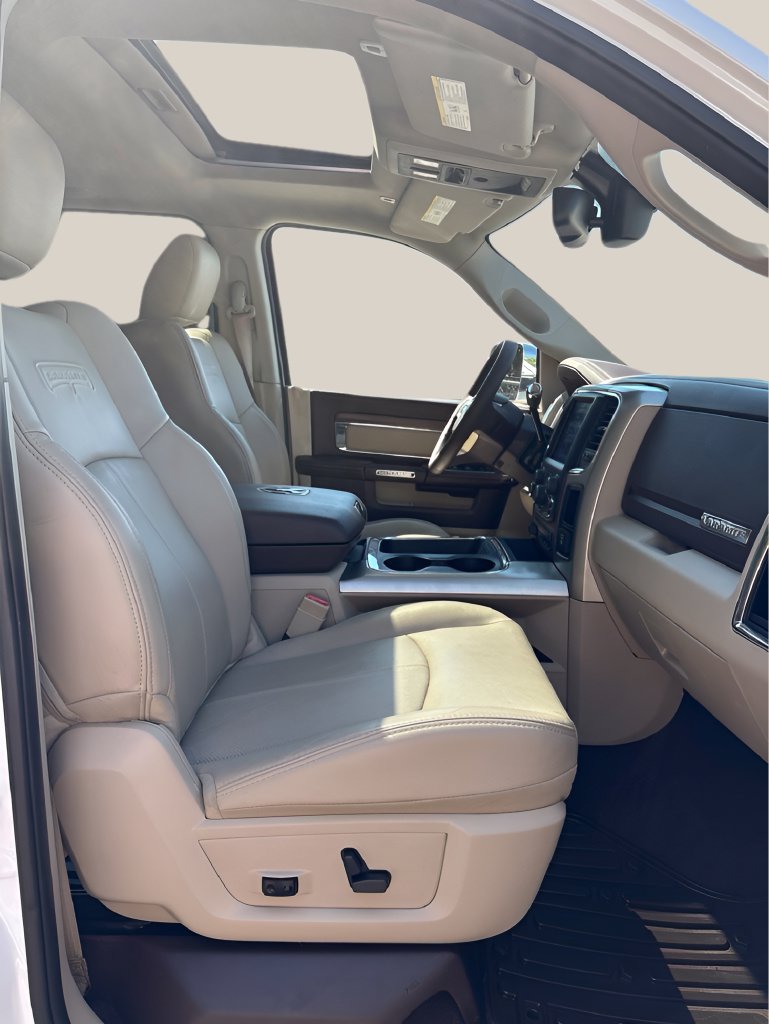 Used 2018 RAM 3500 Laramie AWD/4WD image 26