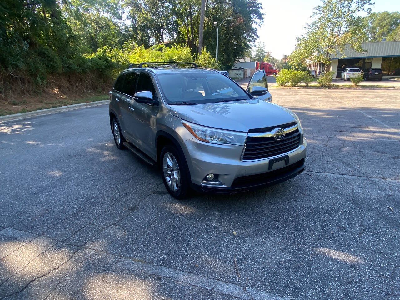 Used 2016 Toyota Highlander Limited Platinum AWD/4WD image 61