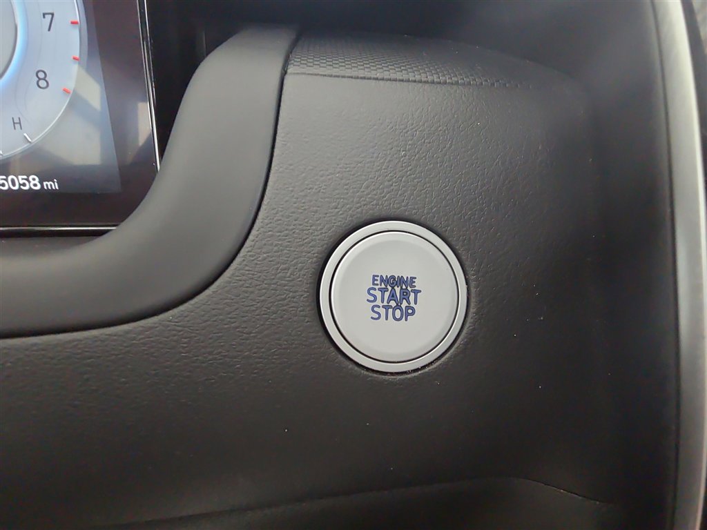 Used 2023 Hyundai Santa Cruz SEL w/ Activity Package image 16