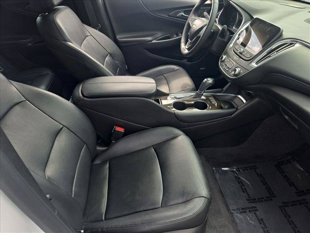 Certified 2017 Chevrolet Malibu Premier w/ Premier Sun and Wheel Package FWD image 21