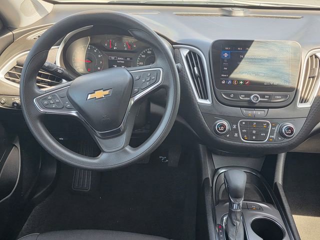 Used 2024 Chevrolet Malibu LT FWD image 16