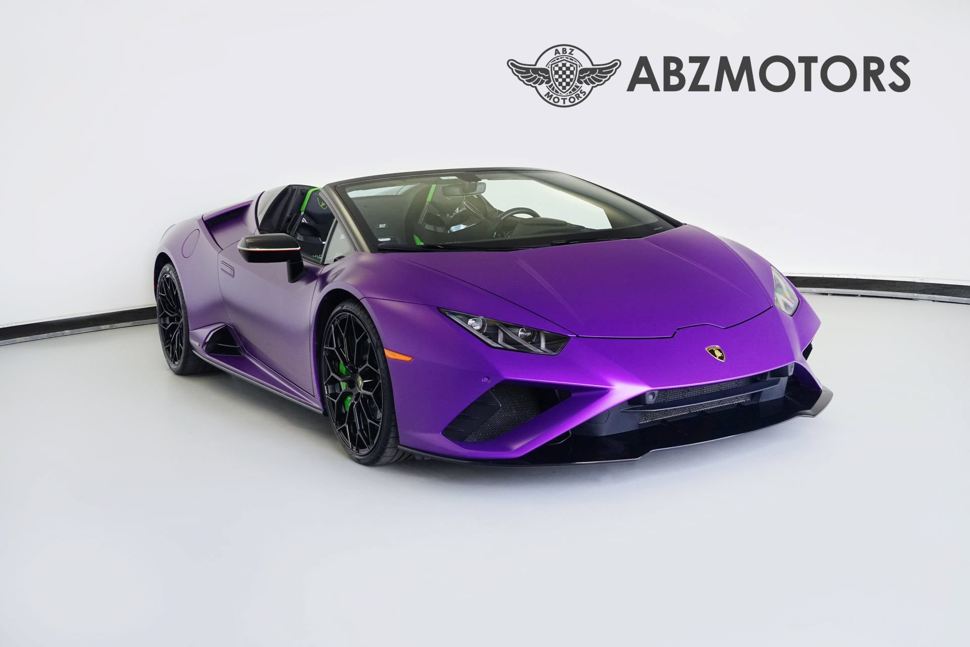 Used 2023 Lamborghini Huracan EVO RWD image 1