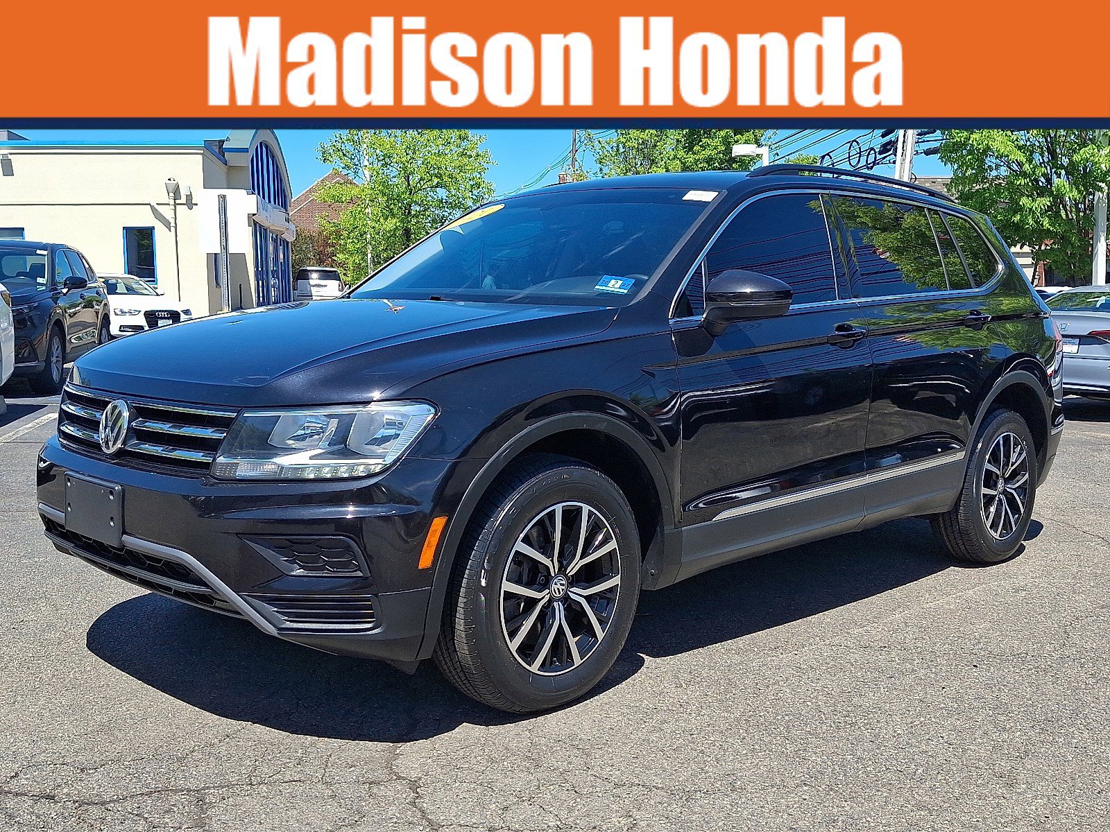 Used 2021 Volkswagen Tiguan SE