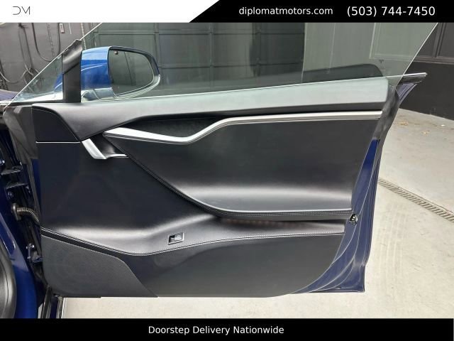 Used 2019 Tesla Model S Performance AWD/4WD image 24