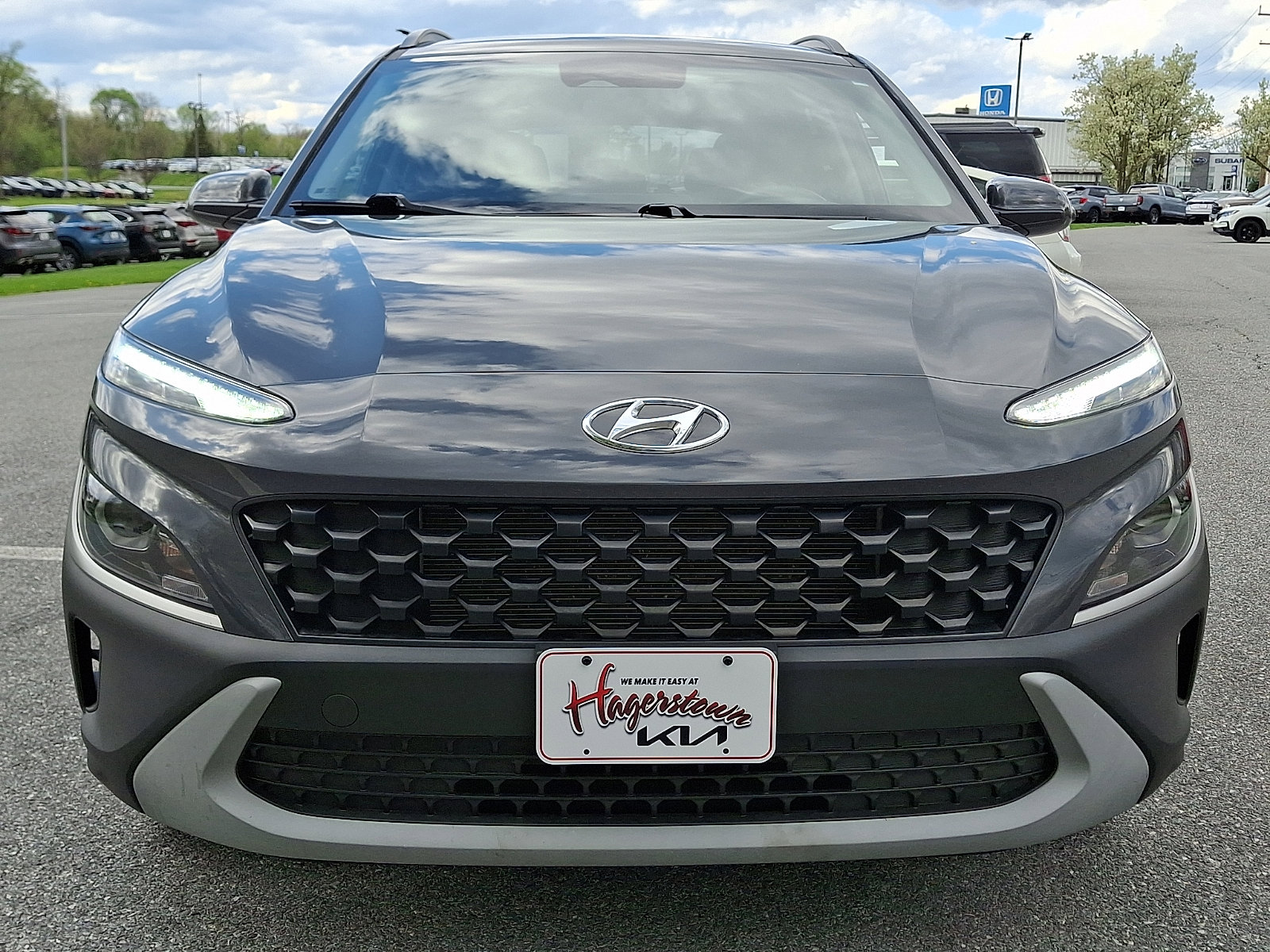 Used 2023 Hyundai Kona SEL w/ Cargo Package image 2