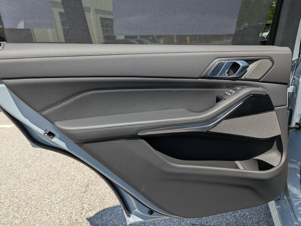 New 2027 BMW X7 M60i AWD/4WD image 36
