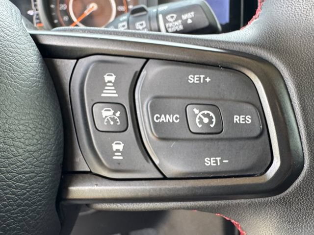 Used 2024 Jeep Wrangler Unlimited Rubicon AWD/4WD image 8