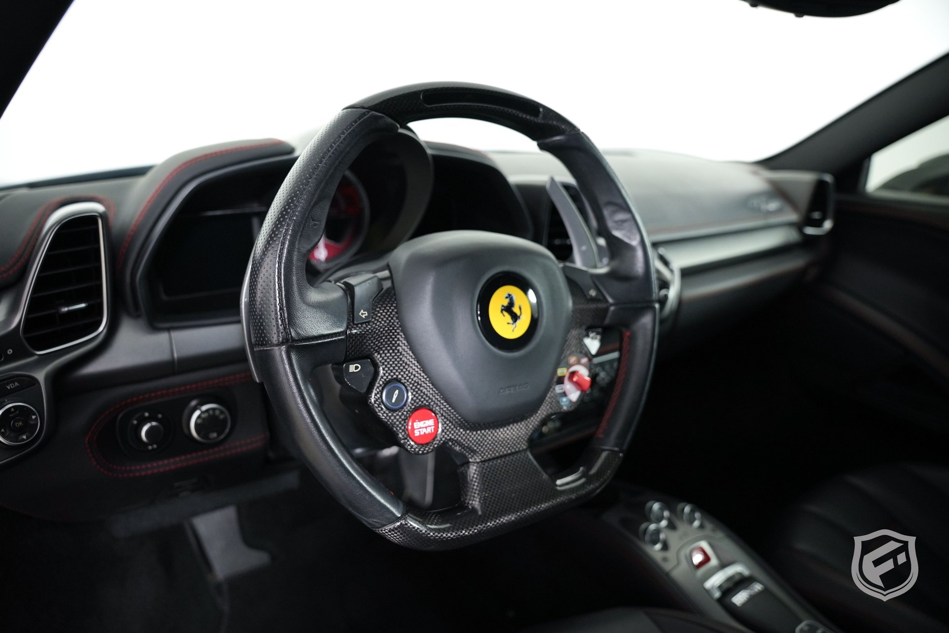 Used 2010 Ferrari 458 Italia Coupe RWD image 16
