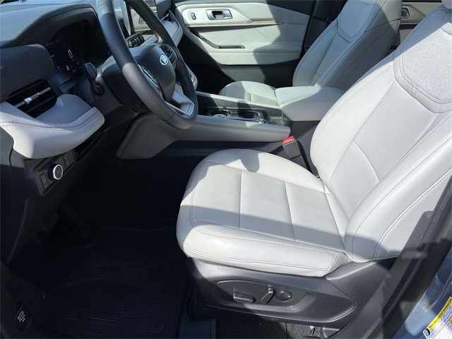 New 2026 Ford Explorer Active image 24