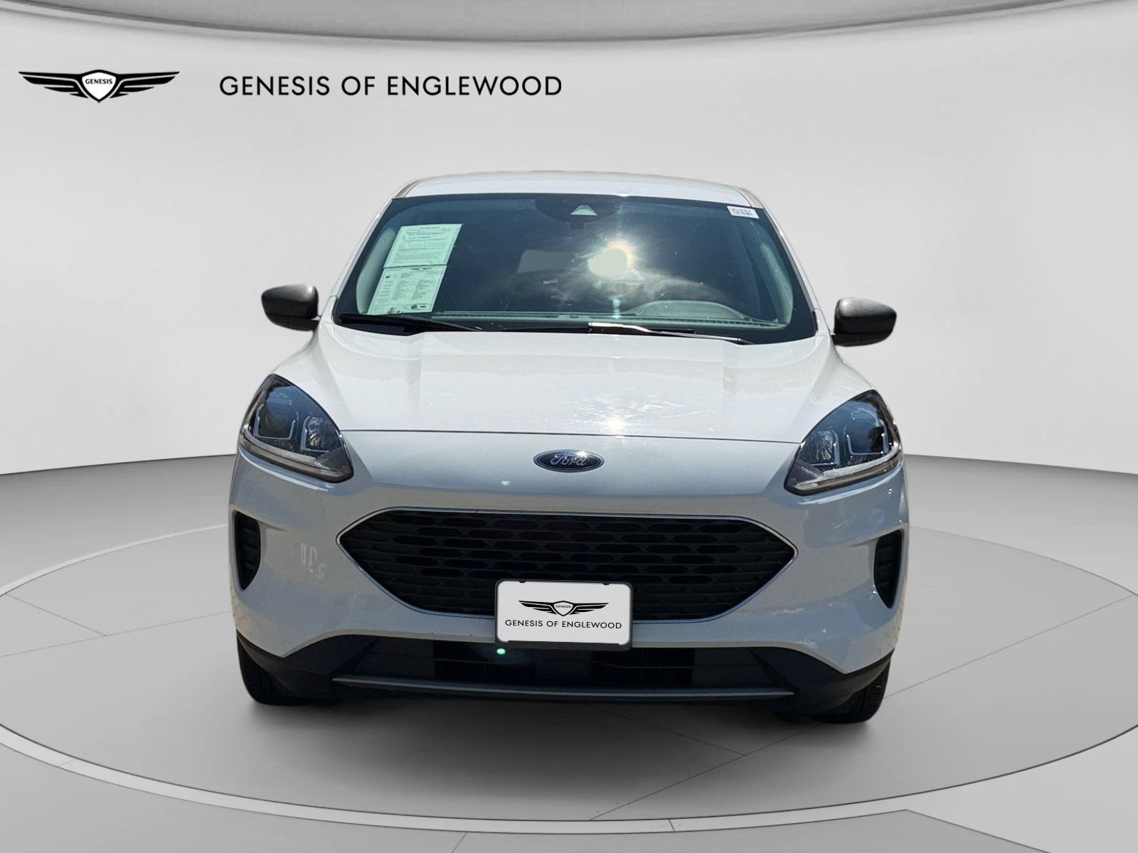 Used 2022 Ford Escape SE AWD/4WD image 2