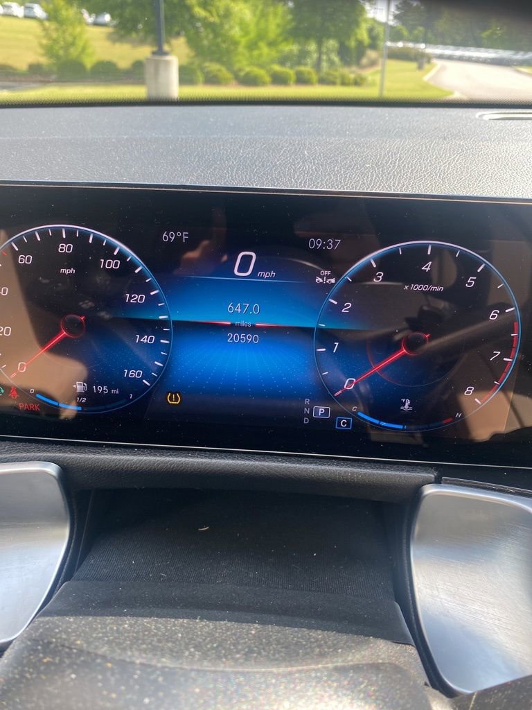 Certified 2023 Mercedes-Benz GLB 250 image 23