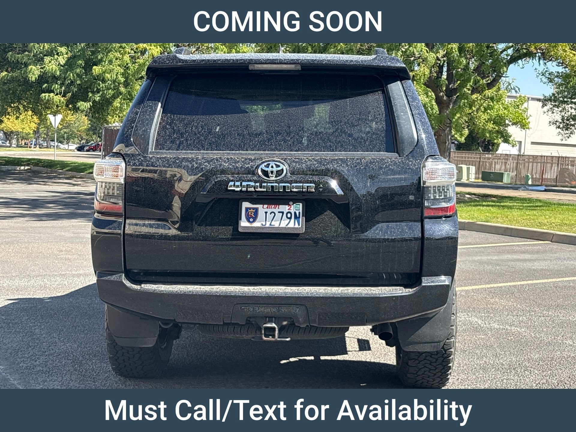 Used 2020 Toyota 4Runner SR5 Premium w/ Moonroof Package AWD/4WD image 3