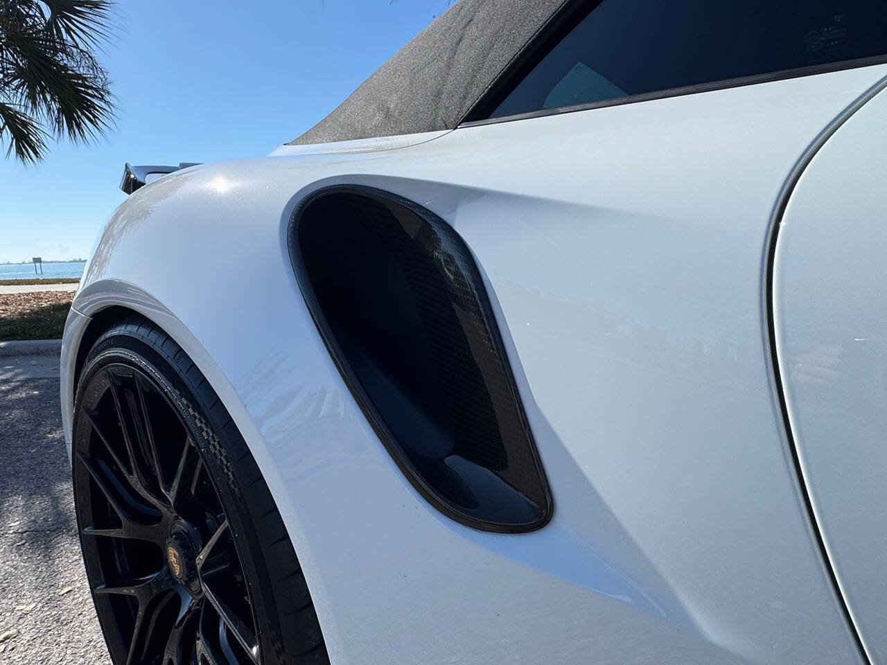 Used 2015 Porsche 911 Turbo S AWD/4WD image 54