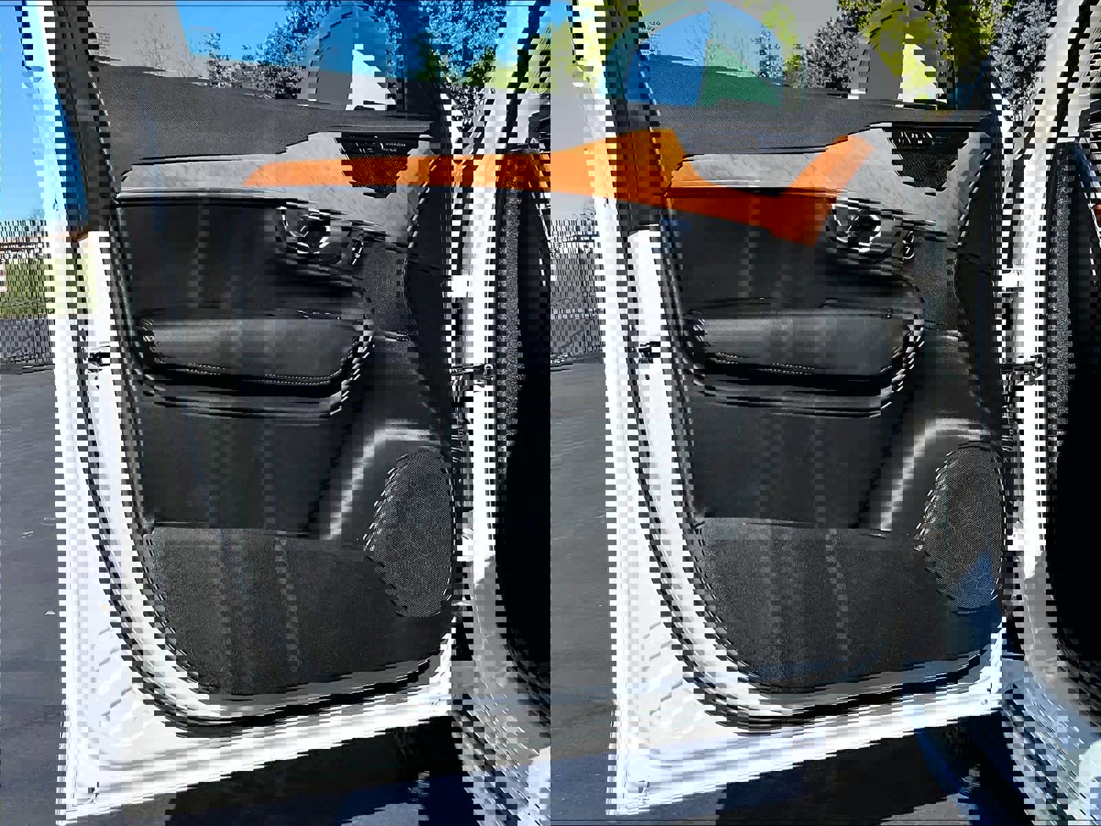 Used 2023 Volvo XC90 T8 Plus w/ Protection Package image 26