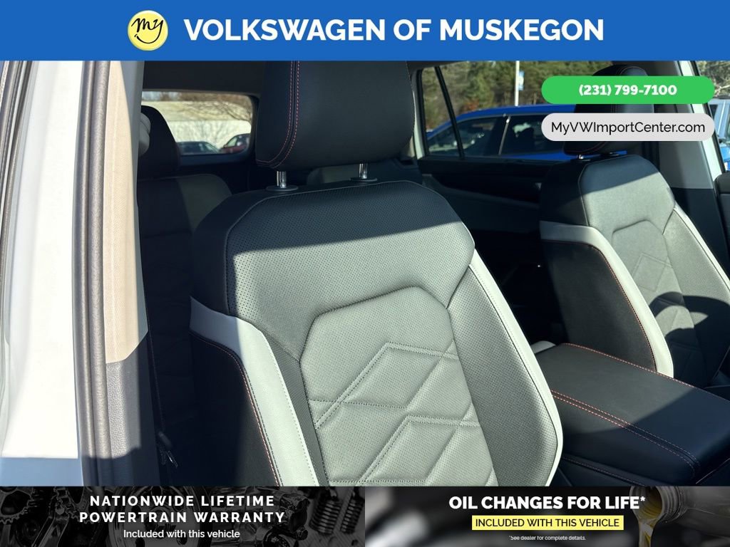 New 2026 Volkswagen Atlas Peak Edition image 30