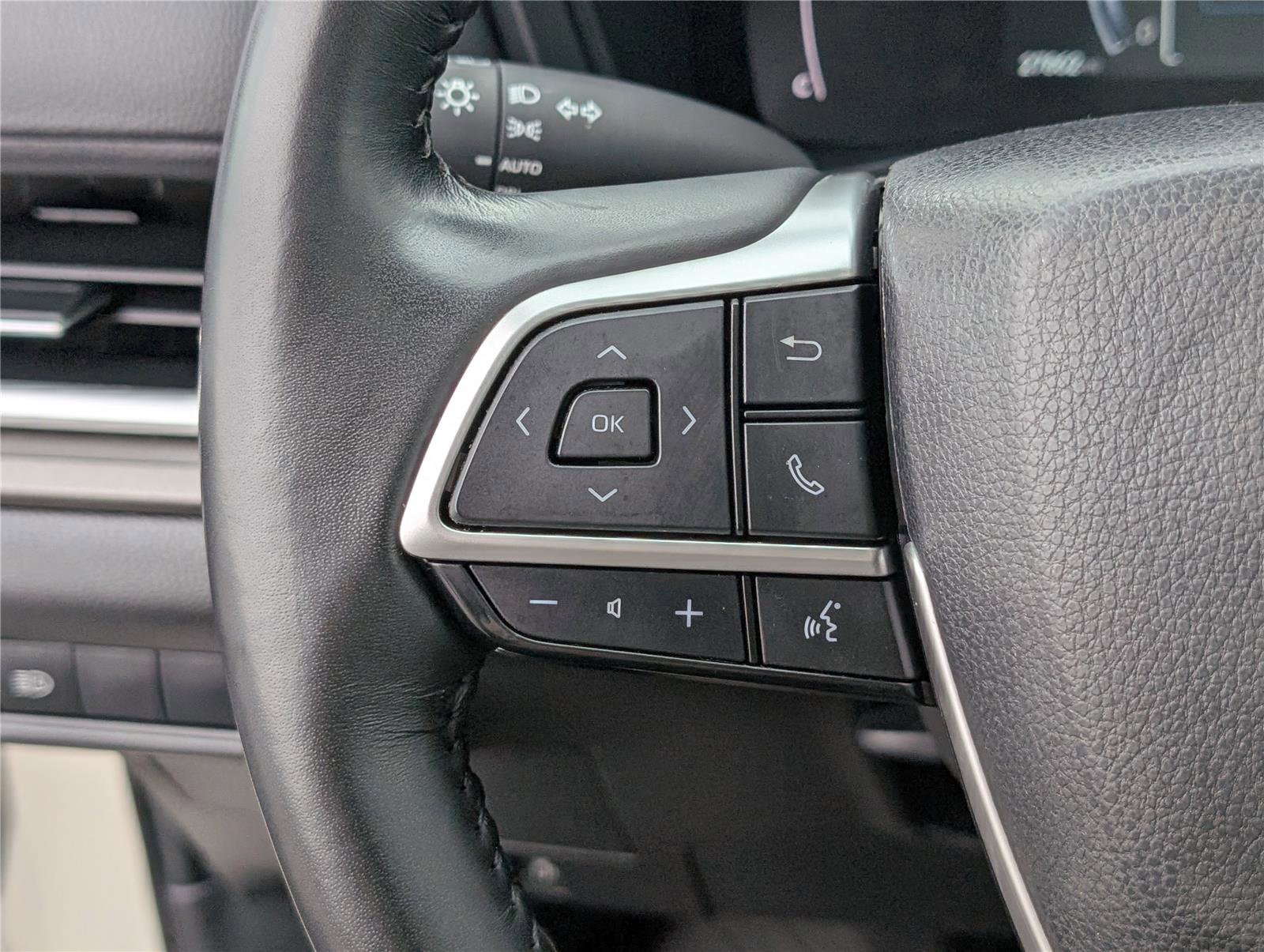 Used 2024 Toyota Grand Highlander XLE image 24